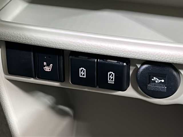 スズキ ラパン ＬＣ L 広島県 2022(令4)年 1.7万km ノクターンブルーパール スズキセーフティサポート/純正ディスプレイオーディオ/・Bluetooth/USB/バックカメラ/革巻きステアリング/ステアリングスイッチ/コーナーセンサー/シートヒーター/ハーフレザーシート/スマートキー/プッシュスタート/LEDヘッドライト/純正フロアマット