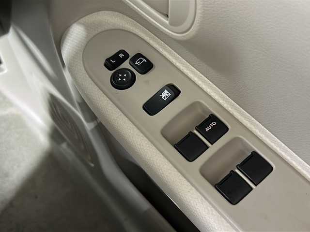 スズキ ラパン ＬＣ L 広島県 2022(令4)年 1.7万km ノクターンブルーパール スズキセーフティサポート/純正ディスプレイオーディオ/・Bluetooth/USB/バックカメラ/革巻きステアリング/ステアリングスイッチ/コーナーセンサー/シートヒーター/ハーフレザーシート/スマートキー/プッシュスタート/LEDヘッドライト/純正フロアマット