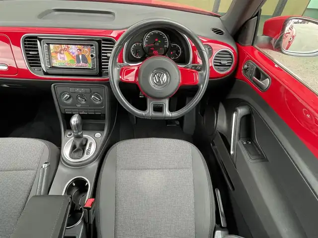 フォルクスワーゲン ザ・ビートル デザイン 石川県 2015(平27)年 4.9万km 赤 純正ナビ/（Bluetooth/TV）/バックカメラ/MTモード付AT/ETC/プッシュスタート/フロアマット/純正アルミホイール/スペアキー×１
