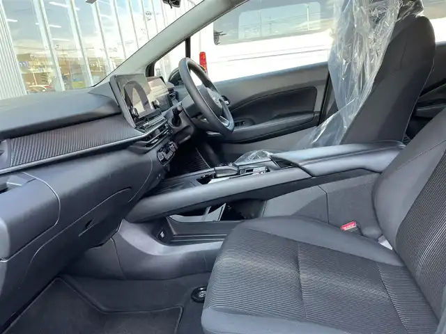 日産 ノート X 石川県 2023(令5)年 6万km スーパーブラック プロパイロット/純正9型ナビ/フルセグTV/全方位カメラ/置くだけ充電/ETC/デジタルミラー/ブラインドスポットモニター/インテリキー/プッシュスタート/電動ミラー/オートライト/オートエアコン