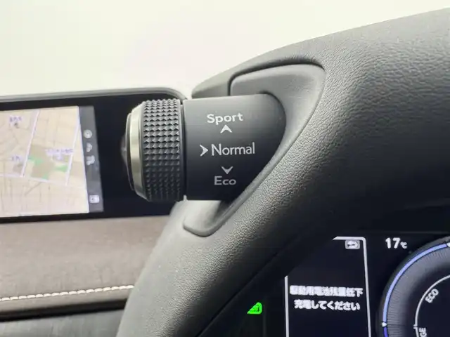 レクサス ＵＸ 300e バージョンL 愛知県 2021(令3)年 3.9万km グラファイトブラックガラスフレーク マットラッピング車両/マークレビンソン/パノラマミックビューモニター/レクサスセーフティ/・プリクラッシュセーフティ/・レーントレーシングアシスト/・パーキングサポートブレーキ/・レーダークルーズコントロール/・ブラインドスポットモニター/メーカー純正ナビ/・フルセグ/Bluetooth/CD/DVD/サンルーフ/レザーシート/前席パワーシート/前席シートヒーター＋ベンチレーション/パワーバックドア/ビルドインETC2.0/ヘッドアップディスプレイ/AC100V/1500W