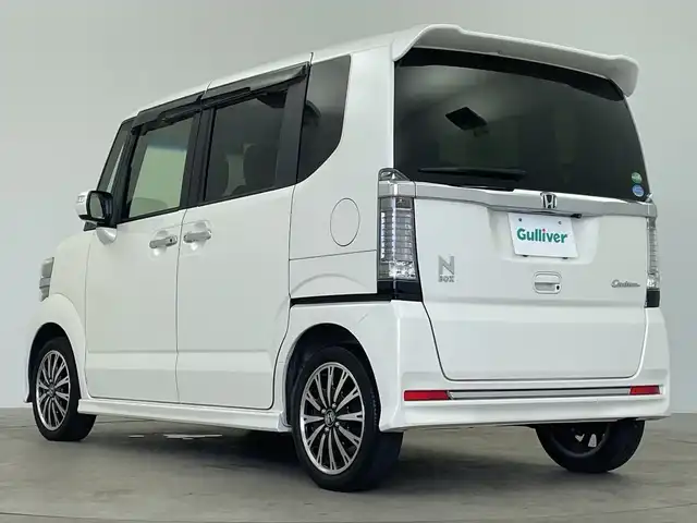 ホンダ Ｎ ＢＯＸ カスタム G ターボ Lパッケージ 鹿児島県 2016(平28)年 4.3万km プレミアムホワイトパールⅡ 社外SDナビ/（AM/FM/CD/DVD/Bluetooth/フルセグ）/バックカメラ/クルーズコントロール/パドルシフト/両側パワースライドドア /スマートキー /ETC/AAC/純正15インチAW/純正ドアバイザー/ドアバイザー/LEDヘッドライト/リアサンシェード