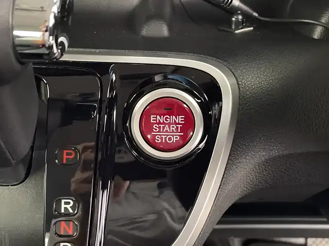 ホンダ Ｎ ＢＯＸ カスタム G ターボ Lパッケージ 鹿児島県 2016(平28)年 4.3万km プレミアムホワイトパールⅡ 社外SDナビ/（AM/FM/CD/DVD/Bluetooth/フルセグ）/バックカメラ/クルーズコントロール/パドルシフト/両側パワースライドドア /スマートキー /ETC/AAC/純正15インチAW/純正ドアバイザー/ドアバイザー/LEDヘッドライト/リアサンシェード