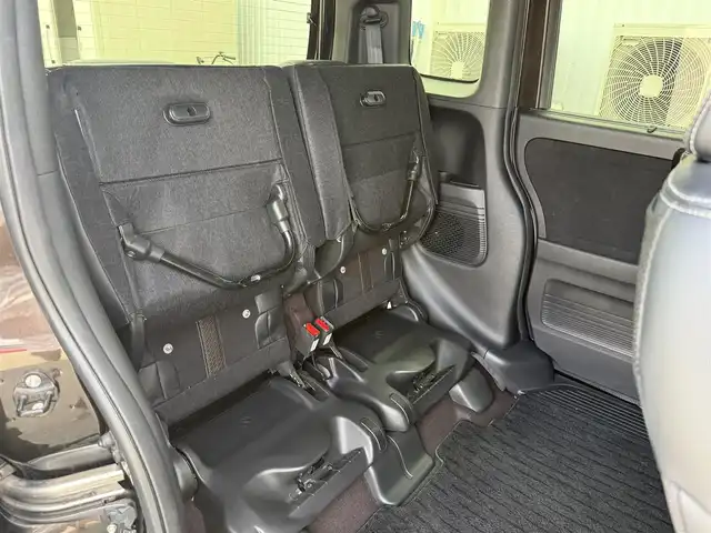 ホンダ Ｎ ＢＯＸ カスタム G L ターボ ホンダセンシング 佐賀県 2018(平30)年 5.1万km プレミアムグラマラスブロンズP 純正8型ナビゲーション/・AM/FM/CD/DVD/BT/フルセグ//・Apple Car Play/Android Auto//・バックカメラ/両側パワースライドドア/純正前方ドライブレコーダー/レーダー探知機/社外アルミペダル/純正フロアマット/LEDヘッドライト/・オートマチックハイビーム/純正15インチアルミホイール/ビルトインETC/ハーフレザーシート/後席サンシェード/パドルシフト/USB入力端子/ホンダセンシング/Honda SENSING/・衝突軽減ブレーキ/・誤発進抑制機能（前方・後方）/・車線維持支援システム（LKAS）/・先行車発進お知らせ機能/・標識認識機能/・オートハイビーム/・VSA（車両安定制御システム）/・エマージェンシーストップシグナル/・ヒルスタートアシスト機能