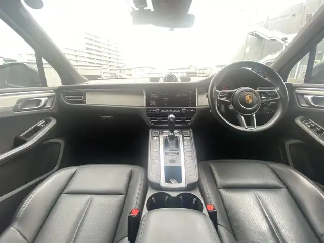 ポルシェ マカン S 栃木県 2019(令1)年 6.1万km ヴァルカノグレーメタリック パノラマサンルーフ/スポーツクロノパッケージ/PASM/全方位カメラ/純正ナビ/パワーシート/シートヒーター/黒革/電動リアゲート/ETC/LED/純正21インチAW/社外レーダー/社外ドラレコ前後