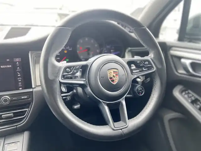 ポルシェ マカン S 栃木県 2019(令1)年 6.1万km ヴァルカノグレーメタリック パノラマサンルーフ/スポーツクロノパッケージ/PASM/全方位カメラ/純正ナビ/パワーシート/シートヒーター/黒革/電動リアゲート/ETC/LED/純正21インチAW/社外レーダー/社外ドラレコ前後