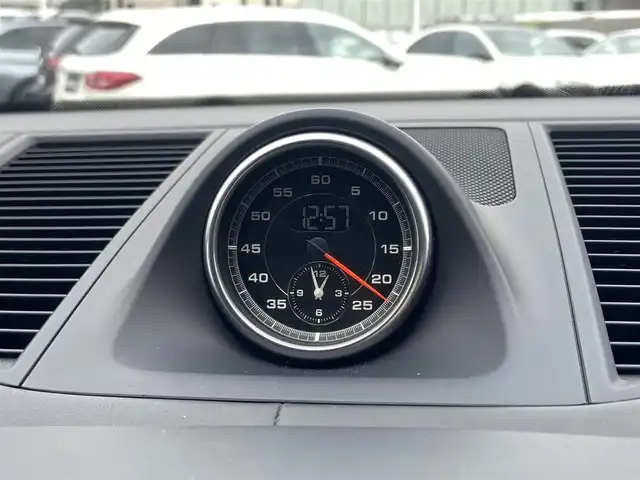ポルシェ マカン S 栃木県 2019(令1)年 6.1万km ヴァルカノグレーメタリック パノラマサンルーフ/スポーツクロノパッケージ/PASM/全方位カメラ/純正ナビ/パワーシート/シートヒーター/黒革/電動リアゲート/ETC/LED/純正21インチAW/社外レーダー/社外ドラレコ前後
