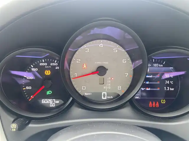 ポルシェ マカン S 栃木県 2019(令1)年 6.1万km ヴァルカノグレーメタリック パノラマサンルーフ/スポーツクロノパッケージ/PASM/全方位カメラ/純正ナビ/パワーシート/シートヒーター/黒革/電動リアゲート/ETC/LED/純正21インチAW/社外レーダー/社外ドラレコ前後