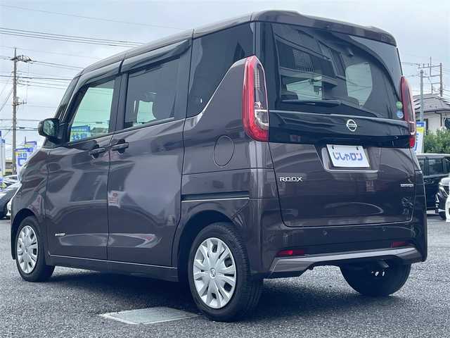 日産 ルークス X 新潟県 2021(令3)年 9.7万km アッシュブラウンM (株)IDOMが運営する【じしゃロン川越店】の自社ローン専用車両になります。/こちらは現金またはオートローンご利用時の価格です。/自社ローンご希望の方は別途その旨お申付け下さい/純正ＳＤナビ　/アラウンドビューモニター　/片側パワスラ　/ワンセグＴＶ　/ステアリングスイッチ　/純正フロアマット　/前後コーナーセンサー　/スマートキー　/エマージェンシーブレーキ
