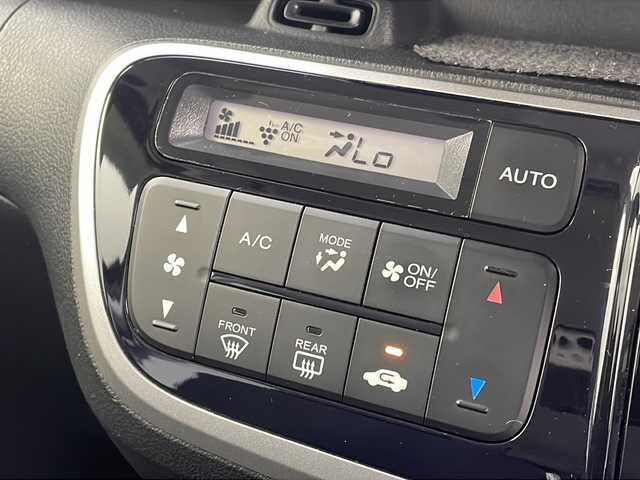 ホンダ Ｎ ＢＯＸ カスタム ターボ SSパッケージ 岐阜県 2015(平27)年 5万km プレミアムゴールドパープルパール 純正Gathersナビ/ETC/Bluetooth接続/CD/DVD/バックカメラ/プッシュスタート/スマートキー/スペアキー1本/両側パワースライドドア/ステアリングリモコン/衝突軽減ブレーキ/横滑り防止装置/純正アルミホイール/純正ドアバイザー/純正フロアマット/レーダークルーズコントロール（追従無し）/電格ミラー/フォグランプ