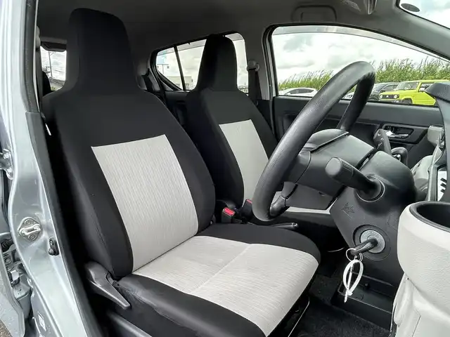 ダイハツ ミラ イース X SAⅢ 鹿児島県 2022(令4)年 3.6万km ブライトシルバーメタリック LEDヘッドライト/アイドリングストップ/オートエアコン/純正オーディオCD/AM/FM/AUX/オートマチックハイビーム/オートライト/衝突被害軽減ブレーキ/クリアランスソナー/パワステ/パワーウィンドウ
