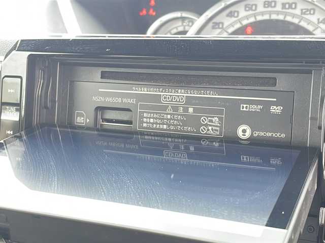 ダイハツ ウェイク G SA 千葉県 2015(平27)年 8.4万km パールホワイトⅢ ８型ナビ　ＮＳＺＮ－６５ＤＢ　バックカメラ　フリップダウンモニター　スマアシ　両側パワースライドドア　フルセグ　ＢＴ　ＤＶＤ　ＵＳＢ端子　ＥＴＣ　スマートキー　ＬＥＤライト　オートライト 15AW