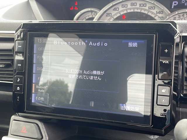 ダイハツ ウェイク G SA 千葉県 2015(平27)年 8.4万km パールホワイトⅢ ８型ナビ　ＮＳＺＮ－６５ＤＢ　バックカメラ　フリップダウンモニター　スマアシ　両側パワースライドドア　フルセグ　ＢＴ　ＤＶＤ　ＵＳＢ端子　ＥＴＣ　スマートキー　ＬＥＤライト　オートライト 15AW
