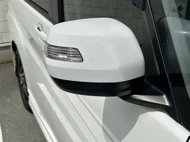 ホンダ ステップワゴン スパーダ クルスピセンシング 福岡県 2020(令2)年 4.8万km プラチナホワイトパール 純正10型SDナビ(フルセグTV/CD/DVD/BT)バックモニタホンダセンシング後席モニタ両側電動パワスラレーダークルコンETCシートヒーターUSBHDMI純正フロアマット純正LED純正アルミホイールプッシュスタートスマートキースペアキー