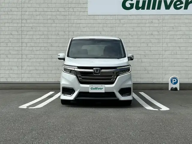 ホンダ ステップワゴン スパーダ クルスピセンシング 福岡県 2020(令2)年 4.8万km プラチナホワイトパール 純正10型SDナビ(フルセグTV/CD/DVD/BT)バックモニタホンダセンシング後席モニタ両側電動パワスラレーダークルコンETCシートヒーターUSBHDMI純正フロアマット純正LED純正アルミホイールプッシュスタートスマートキースペアキー