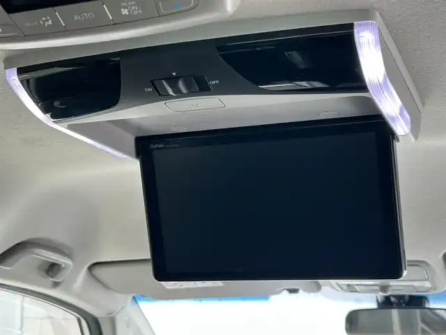 ホンダ ステップワゴン スパーダ クルスピセンシング 福岡県 2020(令2)年 4.8万km プラチナホワイトパール 純正10型SDナビ(フルセグTV/CD/DVD/BT)バックモニタホンダセンシング後席モニタ両側電動パワスラレーダークルコンETCシートヒーターUSBHDMI純正フロアマット純正LED純正アルミホイールプッシュスタートスマートキースペアキー