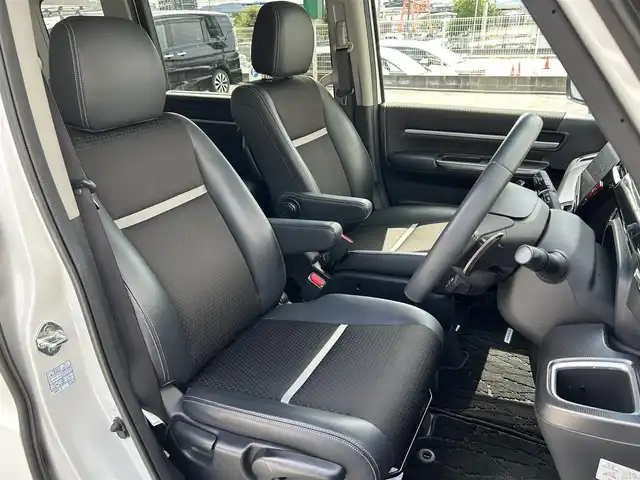 ホンダ ステップワゴン スパーダ クルスピセンシング 福岡県 2020(令2)年 4.8万km プラチナホワイトパール 純正10型SDナビ(フルセグTV/CD/DVD/BT)バックモニタホンダセンシング後席モニタ両側電動パワスラレーダークルコンETCシートヒーターUSBHDMI純正フロアマット純正LED純正アルミホイールプッシュスタートスマートキースペアキー