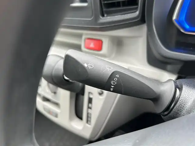 ダイハツ ミラ イース X SAⅢ 鹿児島県 2022(令4)年 3.2万km ブライトシルバーメタリック LEDオートライト/オートハイビーム/スマートアシスト/衝突被害軽減システム/クリアランスソナー/盗難防止装置/純正フロアマット/アイドリングストップ/社外ETC/純正オーディオCD/AM/FM