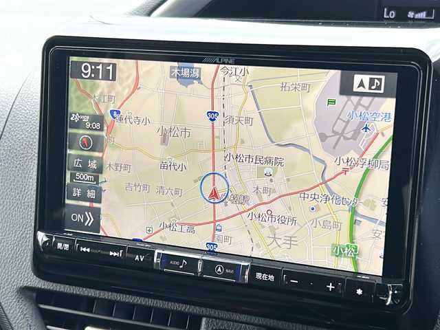 トヨタ ヴォクシー ZS 煌 石川県 2018(平30)年 2.2万km ブラック ALPINE9インチナビ/Bluetooth/フルセグ/CD/DVD/バックカメラ/ALPINEフリップダウンモニター/ETC/両側パワースライドドア/前方ドライブレコーダー/クルーズコントロール/ダブルエアコン/プッシュスタート/LEDヘッドライト/フォグランプ/オートライト/オートマチックハイビーム/アイドリングストップ/レーンキープアシスト/横滑り防止装置/衝突被害軽減システム/革巻きステアリング