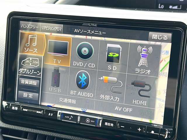 トヨタ ヴォクシー ZS 煌 石川県 2018(平30)年 2.2万km ブラック ALPINE9インチナビ/Bluetooth/フルセグ/CD/DVD/バックカメラ/ALPINEフリップダウンモニター/ETC/両側パワースライドドア/前方ドライブレコーダー/クルーズコントロール/ダブルエアコン/プッシュスタート/LEDヘッドライト/フォグランプ/オートライト/オートマチックハイビーム/アイドリングストップ/レーンキープアシスト/横滑り防止装置/衝突被害軽減システム/革巻きステアリング