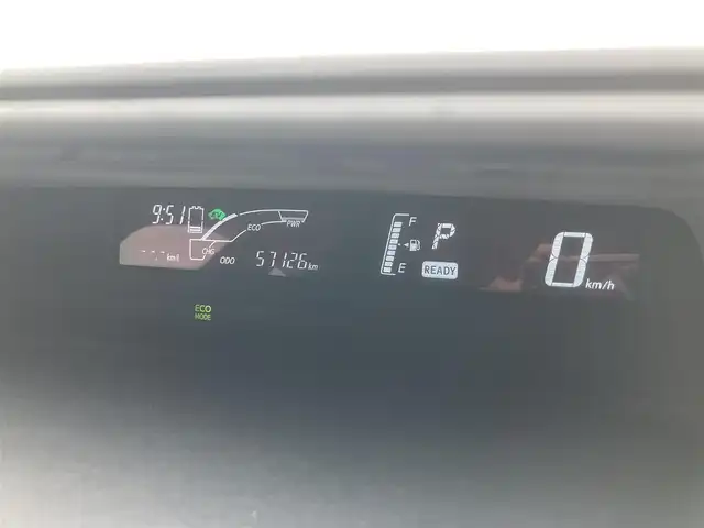 トヨタ アクア L 鳥取県 2020(令2)年 5.8万km スーパーホワイトⅡ 社外ナビ/BT/USB/トヨタセーフティセンス/レーンキープアシスト/ETC/ドライブレコーダー/オートハイビーム/リモコンキー/純正フロアマット/ドアバイザー
