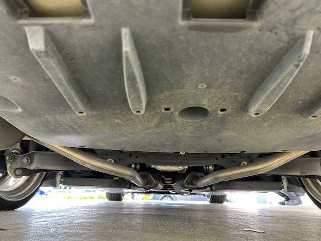 トヨタ クラウン ハイブリッド RS アドバンス 宮城県 2018(平30)年 4.8万km ホワイトパールクリスタルシャイン サンルーフ//Toyota Safety Sense/・プリクラッシュセーフティ/・レーントレーシングアシスト/・レーダークルーズコントロール/・オートマチックハイビーム/・ロードサインアシスト/・パーキンサポートブレーキ/・ブラインドスポットモニター/・リヤクロストラフィックアラート//WORK20インチアルミ//ダウンサス//ヘッドアップディスプレイ//純正ナビゲーション/・CD/DVD/Bluetooth/USB/フルセグTV//ステアリングスイッチ//バックカメラ//純正ドライブレコーダー（前方）//ETC2.0//電子パーキング/オートホールド機能//黒レザーシート/・運転席2メモリーシート/前席パワーシート/・前席ベンチレーション/シートヒーター//デジタルインナーミラー//ステアリングヒーター//パドルシフト//横滑り防止装置//電動格納ミラー//オートライト//LEDヘッドライト//LEDフォグ//クリアランスソナー//スペアキーあり//保証書