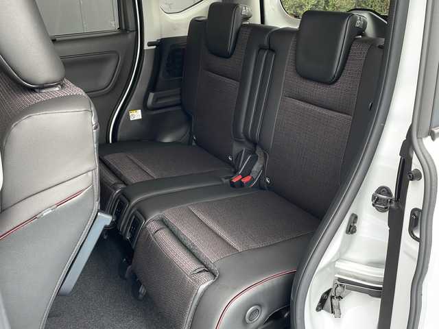 スズキ スペーシア カスタム HYBRID XS ターボ 広島県 2025(令7)年 0.1千km ピュアホワイトパール/ブラック2トーン デュアルセンサーブレーキサポートII/社外デフローティングナビ/フルセグTV/Bluetooth/バックカメラ/両側パワースライドドア/レーダークルーズコントロール/コーナーセンサー /電子パーキング/アイドリングストップ/LEDオートライト/パドルシフト/シートヒーター/ステアリングヒーター/ステアリングスイッチ/スマートキー/スペアキー /プッシュスタート /HUD/ハーフレザー調シート