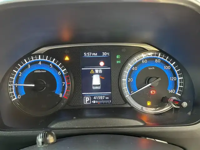 日産 ルークス HWS Gターボ プロパイロットED 佐賀県 2020(令2)年 4.2万km スパークリングレッド/ブラック プロパイロット/エマージェンシーブレーキ/インテリジェントクルーズコントロール/車線逸脱防止支援/警報/ソナー/純正9型ナビ/・フルセグTV/BT/CD/・アラウンドビューモニター/純正15インチAW/LEDヘッドライト/フォグランプ/オートライト/電動パーキングスイッチ/ステアリングスイッチ/ドライブレコーダー(DJ4-D)/プッシュスタート/ETC2.0/リアサーキュレーター/リアサンシェード/スペアキー×１/取扱説明書