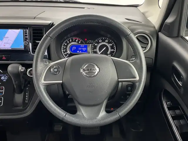 日産 デイズ ルークス ハイウェイスターX Gパッケージ 鹿児島県 2018(平30)年 3.8万km スパークリングレッドM 純正7インチナビ/（フルセグ/CD/DVD/BT）/アラウンドビューモニター/エマージェンシーブレーキ/アイドリングストップ/インテリジェントエマージェンシーブレーキ/踏み間違い防止アシスト/車線逸脱警報/両側パワースライドドア/LEDヘッドランプ/オートライト/純正15インチAW/革巻きステアリングホイール/ステアリングスイッチ/サンシェード（後席）/ETC/前後ドライブレコーダー/インテリジェントキー/プッシュエンジンスターター