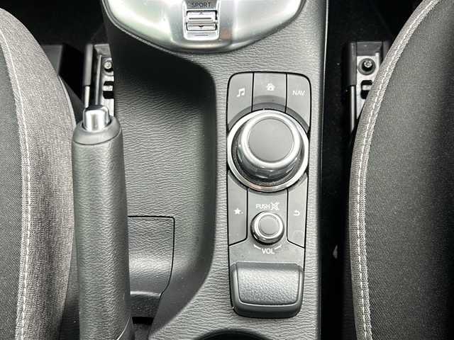 マツダ マツダ２ 15BD 山形県 2023(令5)年 3.1万km 青 4WD/衝突被害軽減システム/BSM/純正ナビ/（Bluetooth/CD/DVD/フルセグ)/全方位カメラ/レーダークルーズコントロール/ヘッドアップディスプレイ/ステアリングスイッチ/電動格納ミラー/ウィンカーミラー/ETC/スマートキー