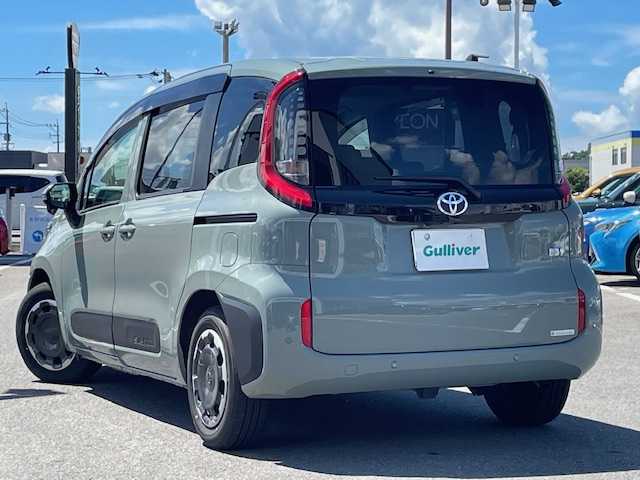 トヨタ シエンタ ハイブリッド Z 長崎県 2023(令5)年 1.3万km アーバンカーキ 純正10.5インチナビ/USB/BT/フルセグTV/バックカメラ/両側パワースライドドア/トヨタセーフティセンス/レーンキープアシスト/レーダークルーズコントロール/ブラインドスポットモニター/LEDヘッドライト/オートマチックハイビーム/AC100V/ビルトインETC