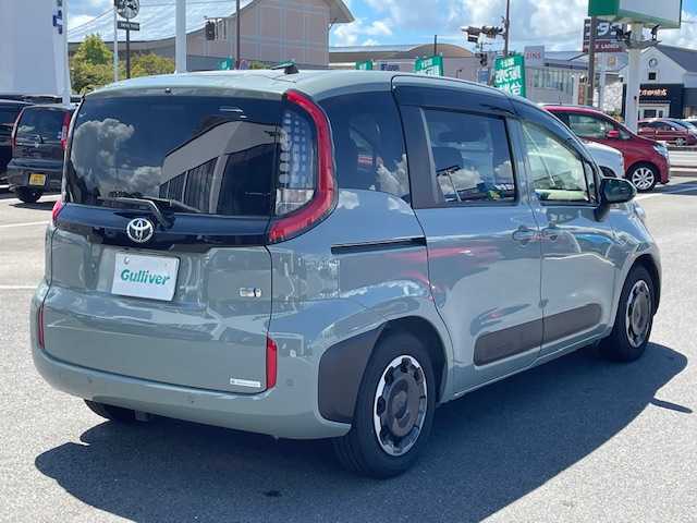 トヨタ シエンタ ハイブリッド Z 長崎県 2023(令5)年 1.3万km アーバンカーキ 純正10.5インチナビ/USB/BT/フルセグTV/バックカメラ/両側パワースライドドア/トヨタセーフティセンス/レーンキープアシスト/レーダークルーズコントロール/ブラインドスポットモニター/LEDヘッドライト/オートマチックハイビーム/AC100V/ビルトインETC