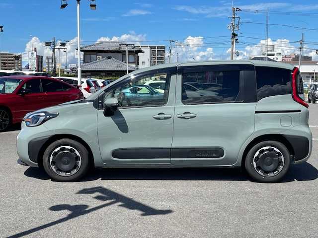 トヨタ シエンタ ハイブリッド Z 長崎県 2023(令5)年 1.3万km アーバンカーキ 純正10.5インチナビ/USB/BT/フルセグTV/バックカメラ/両側パワースライドドア/トヨタセーフティセンス/レーンキープアシスト/レーダークルーズコントロール/ブラインドスポットモニター/LEDヘッドライト/オートマチックハイビーム/AC100V/ビルトインETC