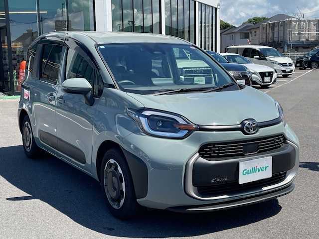 トヨタ シエンタ ハイブリッド Z 長崎県 2023(令5)年 1.3万km アーバンカーキ 純正10.5インチナビ/USB/BT/フルセグTV/バックカメラ/両側パワースライドドア/トヨタセーフティセンス/レーンキープアシスト/レーダークルーズコントロール/ブラインドスポットモニター/LEDヘッドライト/オートマチックハイビーム/AC100V/ビルトインETC