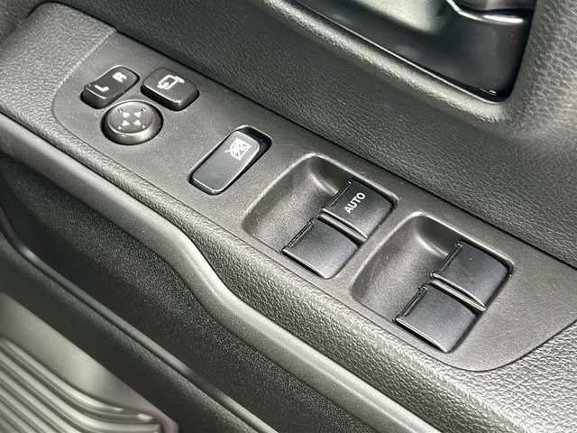 スズキ ハスラー HYBRID G 三重県 2020(令2)年 2.4万km フェニックスレッドパール/ガンメタリック2トーンルーフ 前席シートヒーター /スペアキー /オートライト /ヘッドライトレベライザー /アイドリングストップ /横滑り防止 /純正フロアマット /スマートキー /プッシュスタート /オートエアコン /電動格納ミラー /禁煙車