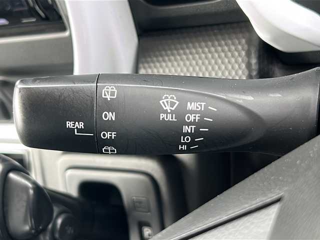 スズキ ハスラー HYBRID G 三重県 2020(令2)年 2.4万km フェニックスレッドパール/ガンメタリック2トーンルーフ 前席シートヒーター /スペアキー /オートライト /ヘッドライトレベライザー /アイドリングストップ /横滑り防止 /純正フロアマット /スマートキー /プッシュスタート /オートエアコン /電動格納ミラー /禁煙車