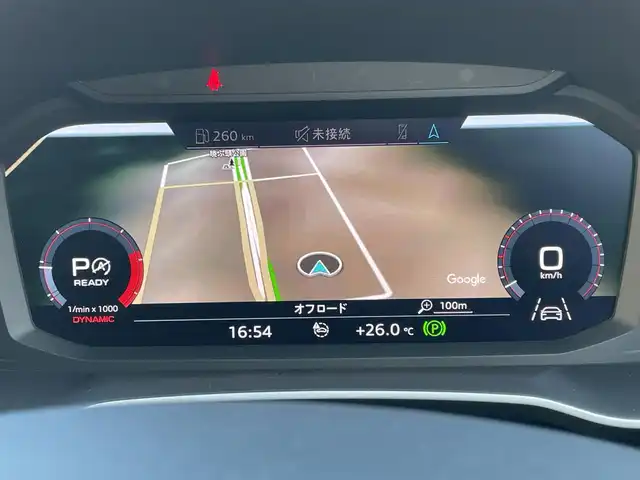 アウディ Ｑ３ 東京都 2020(令2)年 3.5万km グレー プレセンスフロント/ドライブセレクト/クローム枠付クロームハニカムメッシュフロントグリル/左右開口部ガンメタリック加飾付下部ボディ同色フロントエアロバンパー/ボディ同色ドアミラー/クロームサイドウインドウモール/ボディ同色ホイールアーチモール/クローム加飾付ボディ同色サイドシルプロテクター/下部クローム加飾入ディフューザー付エアロバンパー/235/50R19タイヤ/19インチ5本マルチスポークグラファイトグレー塗装アルミホイール/マットブラッシュアルミニウムダークインパネ加飾/「S」ロゴ入りクローム加飾付ディンブル革巻きステアリングホイール/バーチャルコックピット(10.25インチフル液晶メーター)/「S」ロゴ入ブラックスプリントクロス/合皮コンビシート/スポーツシート(前席)/アームレスト/Applecarpley/AndroidAuto/電動リアゲート/ブラックヘッドライニング