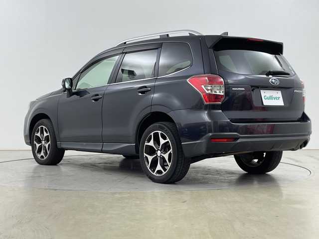 スバル フォレスター S－リミテッド 道央・札幌 2015(平27)年 5万km ダークグレーメタリック ・4WD/アイサイトver.3/・ルーフレール/・純正SDナビ/　　（AM/FM/CD/DVD/BT/フルセグ）/・バックカメラ/・オートライト/HIDヘッドライト/・ハーフレザーシート/・運転席/助手席シートヒーター/・運転席/助手席パワーシート/・追従クルーズコントロール/・先行車発進お知らせ/・プリクラッシュブレーキ/・アクティブレーンキープ（車線逸脱抑制）/・パドルシフト/・X-MODE/・ETC