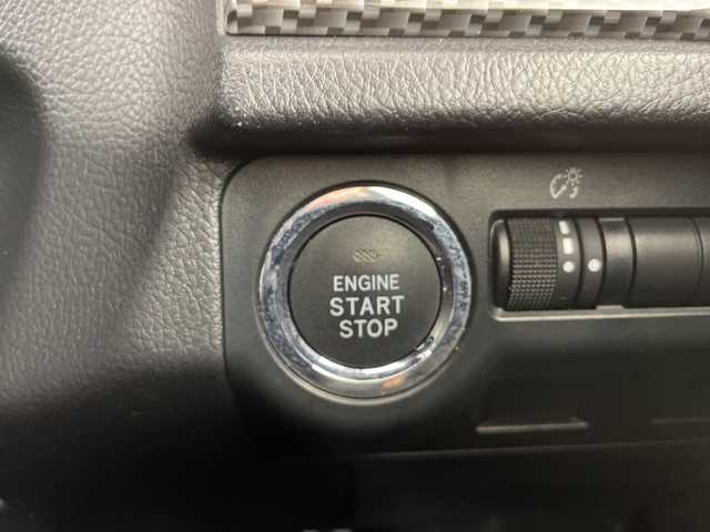 スバル フォレスター S－リミテッド 道央・札幌 2015(平27)年 5万km ダークグレーメタリック ・4WD/アイサイトver.3/・ルーフレール/・純正SDナビ/　　（AM/FM/CD/DVD/BT/フルセグ）/・バックカメラ/・オートライト/HIDヘッドライト/・ハーフレザーシート/・運転席/助手席シートヒーター/・運転席/助手席パワーシート/・追従クルーズコントロール/・先行車発進お知らせ/・プリクラッシュブレーキ/・アクティブレーンキープ（車線逸脱抑制）/・パドルシフト/・X-MODE/・ETC