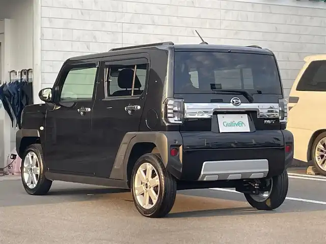 ダイハツ タフト G クロムベンチャー 宮崎県 2024(令6)年 3.6万km ブラックマイカメタリック ワンオーナー車/純正ディスプレイオーディオ　9インチ/　(AM/FM/TV/BT)/ルーフレール/スカイルーフ/バックカメラ/オートライト/シートヒーター/HDMIポート×１/USBポート×１/シガーソケット/純正マット/純正アルミ　15インチ