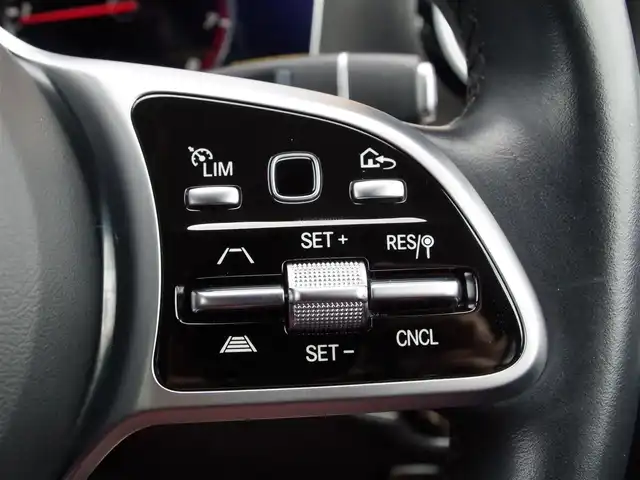 メルセデス・ベンツ Ｅ２００ アバンギャルド 埼玉県 2019(令1)年 4.2万km 白 ブラックレザーシート/アダプティブクルーズコントロール/レーダーセーフティパッケージ/ヘッドアップディスプレイ/Carplay/Burmester/パークセンサー/ブラインドスポットモニター/全周囲カメラ/純正ナビ/ETC/フルセグTV/シートヒーター/シートポジションメモリー機能