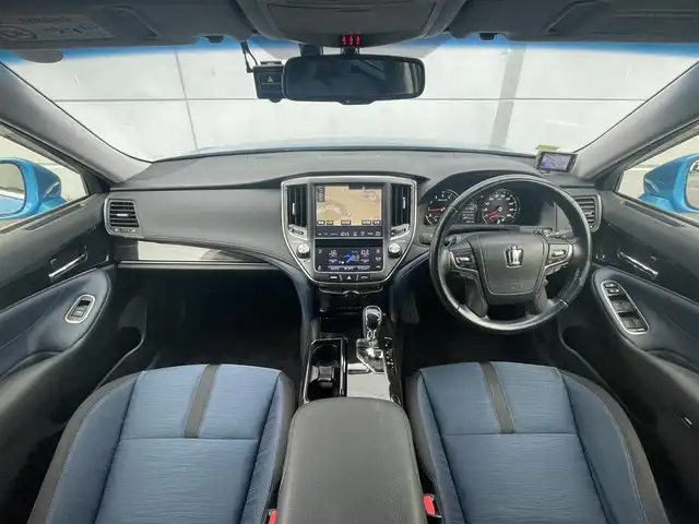 トヨタ クラウン アスリート S-T 千葉県 2016(平28)年 4.7万km ピュアブルーM ジャパンカラーセレクションＰＫＧ/衝突軽減ブレーキ/純正８型SDナビ/バックカメラ/ＥＴＣ/Ｂｌｕｅｔｏｏｔｈ/パワーシート/コーナーセンサー/ＬＥＤヘッドライト/オートライト/パドルシフト