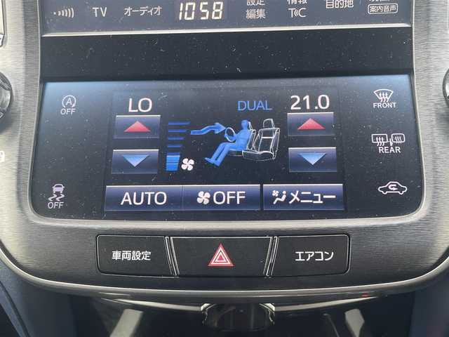 トヨタ クラウン アスリート S-T 千葉県 2016(平28)年 4.7万km ピュアブルーM ジャパンカラーセレクションＰＫＧ/衝突軽減ブレーキ/純正８型SDナビ/バックカメラ/ＥＴＣ/Ｂｌｕｅｔｏｏｔｈ/パワーシート/コーナーセンサー/ＬＥＤヘッドライト/オートライト/パドルシフト