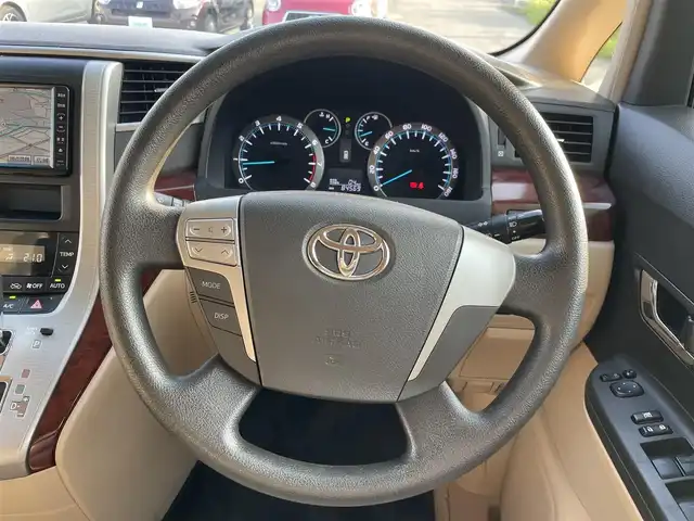 トヨタ アルファード 240X 福岡県 2008(平20)年 8.5万km ゴールドパールクリスタルシャイン 横滑り防止/片側電動スライドドア/カーテンエアバッグ/オートライト/パーキングアシスト/SDナビ(バックカメラ、ワンセグTV、AUX、CD)/ビルトインETC/社外アルミホイール(LEONIS)
