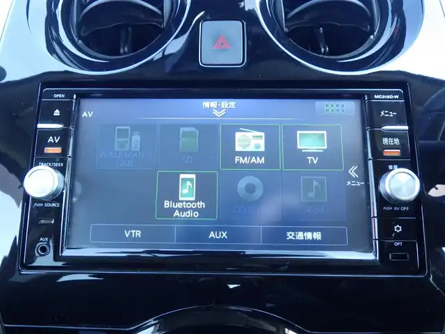 日産 ノート X モード・プレミア 千葉県 2017(平29)年 2.2万km ガーネットレッド エマージェンシーブレーキ/アイドリングストップ/純正SDナビ/地デジTV/【DVD/CD再生機能　Bluetooth接続】/アラウンドビューモニター/ドライブレコーダー（KNA-DR300）/革巻きステアリング/ステアリングスイッチ/ETC/フォグライト/ウインカーミラー/コーナーセンサー/インテリジェントキー