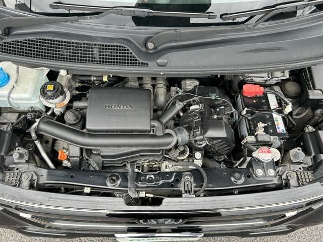 ホンダ Ｎ ＢＯＸ カスタム L スタイル+ブラック 千葉県 2022(令4)年 2.9万km クリスタルブラックパール 9型メモリーナビ/フルセグTV/Bluetooth接続/ETC/バックカメラ/ドライブレコーダー/両側パワースライドドア/LEDヘッドランプ/オートライト/プッシュスタートボタン/革巻きハンドル/レーンキープアシスト/コーナーセンサー/衝突軽減ブレーキ/誤発進抑制機能/歩行者事故低減ステアリング/路外逸脱抑制機能/渋滞追従機能付アダプティブクルーズコントロール/車線維持支援システム/先行車発進お知らせ機能/標識認識機能/後方誤発進抑制機能/盗難防止システム