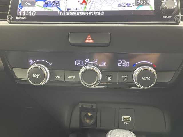 ホンダ フィット e:HEVホーム 宮城県 2020(令2)年 4万km クリスタルブラックパール 純正９型ナビ　/アダプティブクルーズコントロール　/衝突被害軽減ブレーキ　/車線逸脱抑制　/後方誤発進抑制機能　/オートハイビーム　/パーキングセンサー/ＬＥＤヘッッドライト　/電子制御パーキングブレーキ　/オートブレーキホールド　/フルセグTV/CD/DVD/Bluetoothオーディオ/充電用USBジャック/禁煙