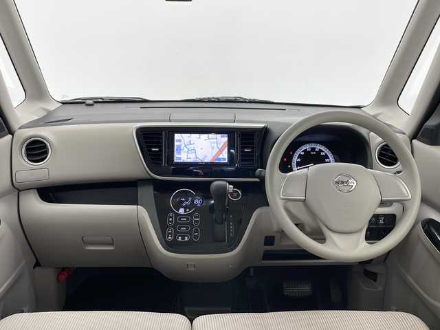 日産 デイズ ルークス X 長野県 2016(平28)年 5.1万km ブラック 社外メモリナビ&CD&USB/衝突軽減ブレーキ/アイドリングストップ/片側パワースライドドア/2列目サンシェード/２列目サーキュレーター/全方位カメラ/HIDヘッドライト/電動格納ミラー/純正ホイールキャップ装着/社外フロアマット/社外ドアバイザー/プッシュスタート/スマートキー/スペアキー1本/保証書