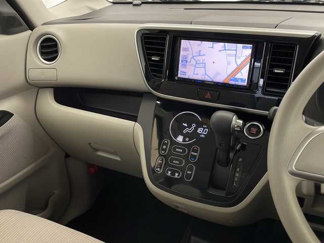 日産 デイズ ルークス X 長野県 2016(平28)年 5.1万km ブラック 社外メモリナビ&CD&USB/衝突軽減ブレーキ/アイドリングストップ/片側パワースライドドア/2列目サンシェード/２列目サーキュレーター/全方位カメラ/HIDヘッドライト/電動格納ミラー/純正ホイールキャップ装着/社外フロアマット/社外ドアバイザー/プッシュスタート/スマートキー/スペアキー1本/保証書
