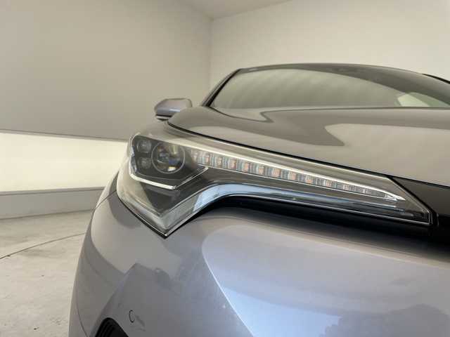 トヨタ Ｃ－ＨＲ G LEDエディション 愛知県 2017(平29)年 6.5万km メタルストリームM 純正ナビ/フルセグ/バックカメラ/衝突軽減システム/レーダークルーズコントロール/ハーフレザーシート/シートヒーター/オートマチックハイビーム/ＥＴＣ/LEDヘッドライト/純正アルミホイール/コーナーセンサー/ブラインドスポットモニター/ステアリングスイッチ/スマートキー/プッシュスタート